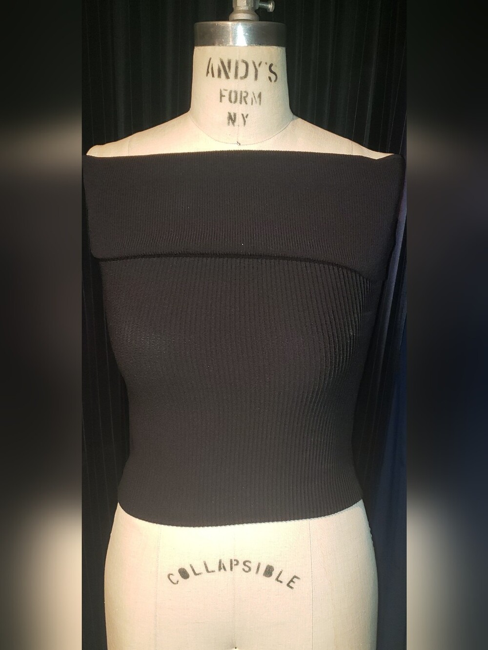 Babaton Sculpt Knit Black Ribbed Off The Shoulder Top XS